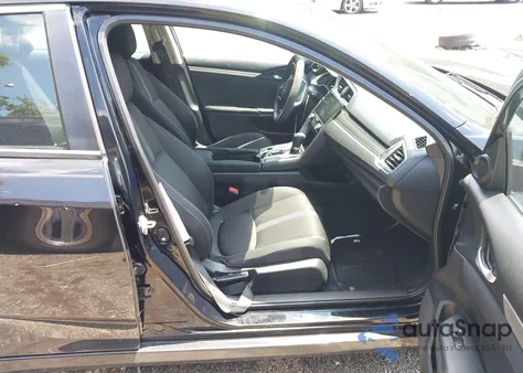 2018 Honda Civic Ex z USA, uszkodzony, nr VIN 19XFC2F77JE026895